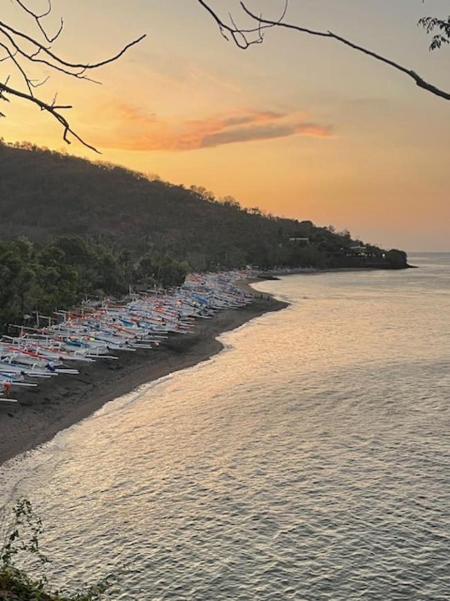Life In Amed Beach Hotel ภายนอก รูปภาพ